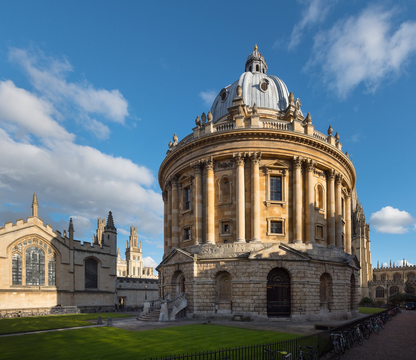 Radcliffe Camera in Oxford under a blue sky