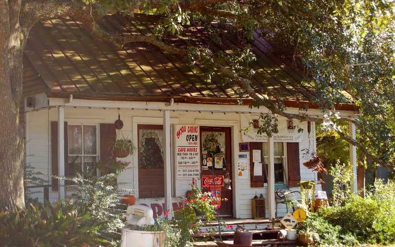 Cajun boudin shop in a cottage under live oaks, Breaux Bridge