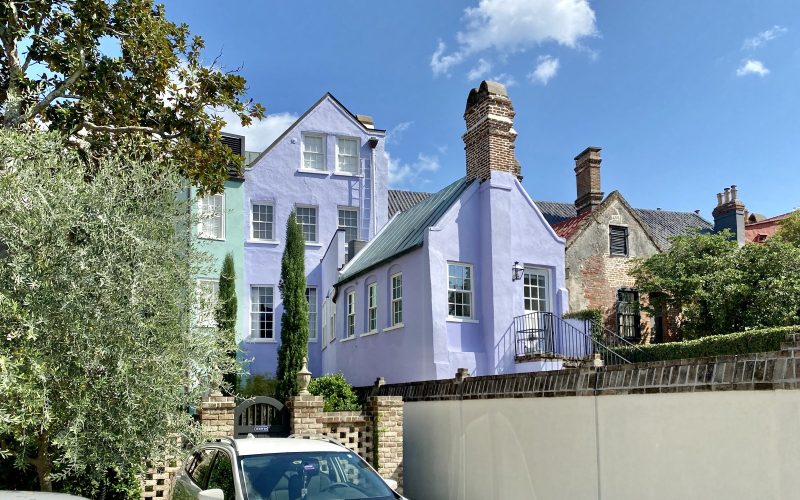 Pastel Rainbow Row houses in Charleston, South Carolina